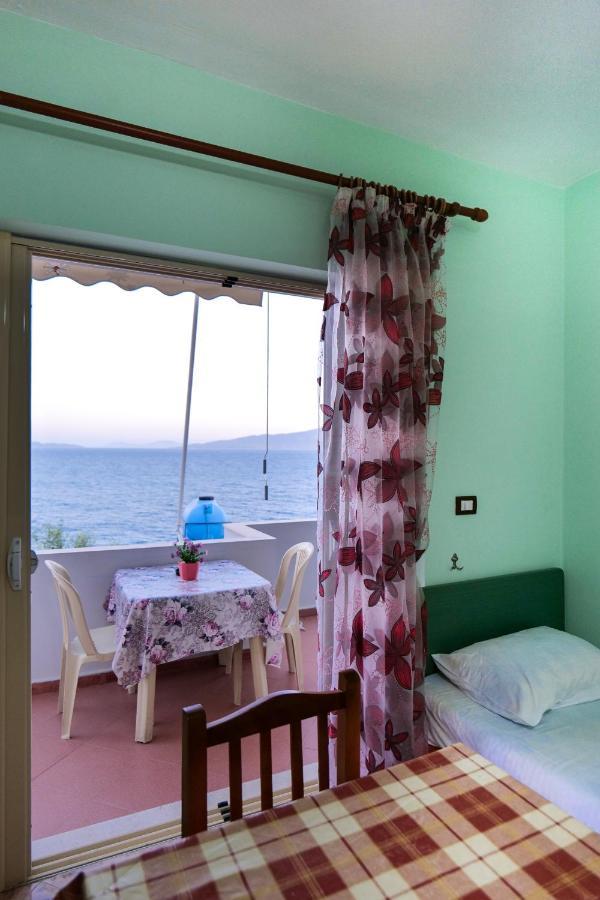 Rei Apartments Sarandë Exterior foto