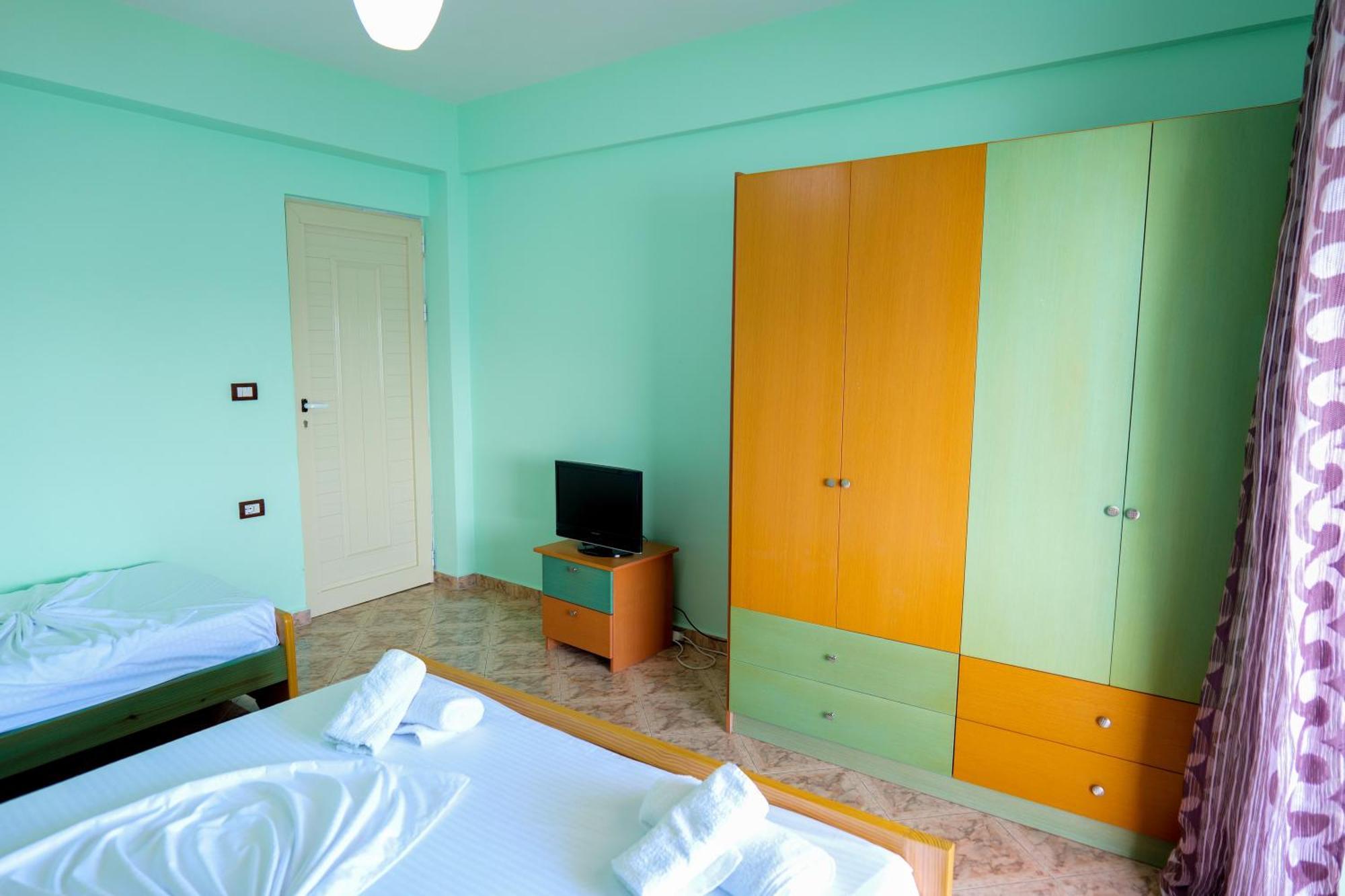 Rei Apartments Sarandë Habitación foto