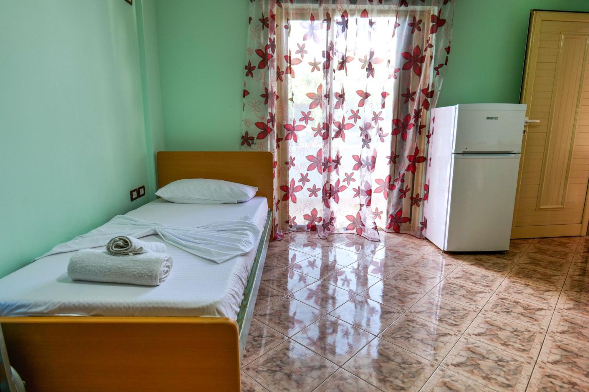 Rei Apartments Sarandë Habitación foto